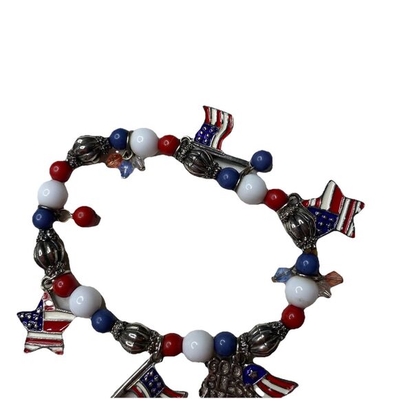 Vintage Patriotic Stretch Charm Bracelet Red White Blue Stars & Stripes Flags - Picture 3 of 6